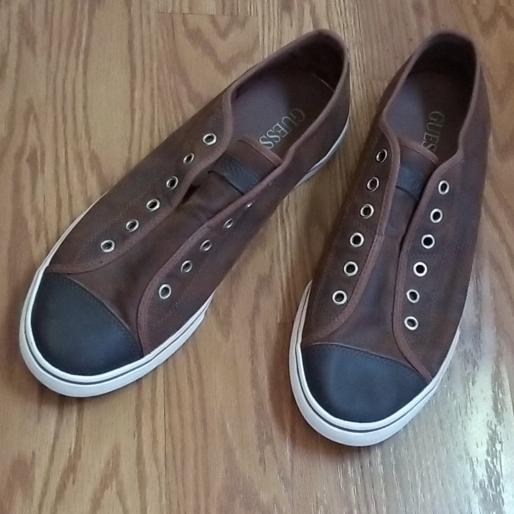 Guess‎ sneakers 10 1/2